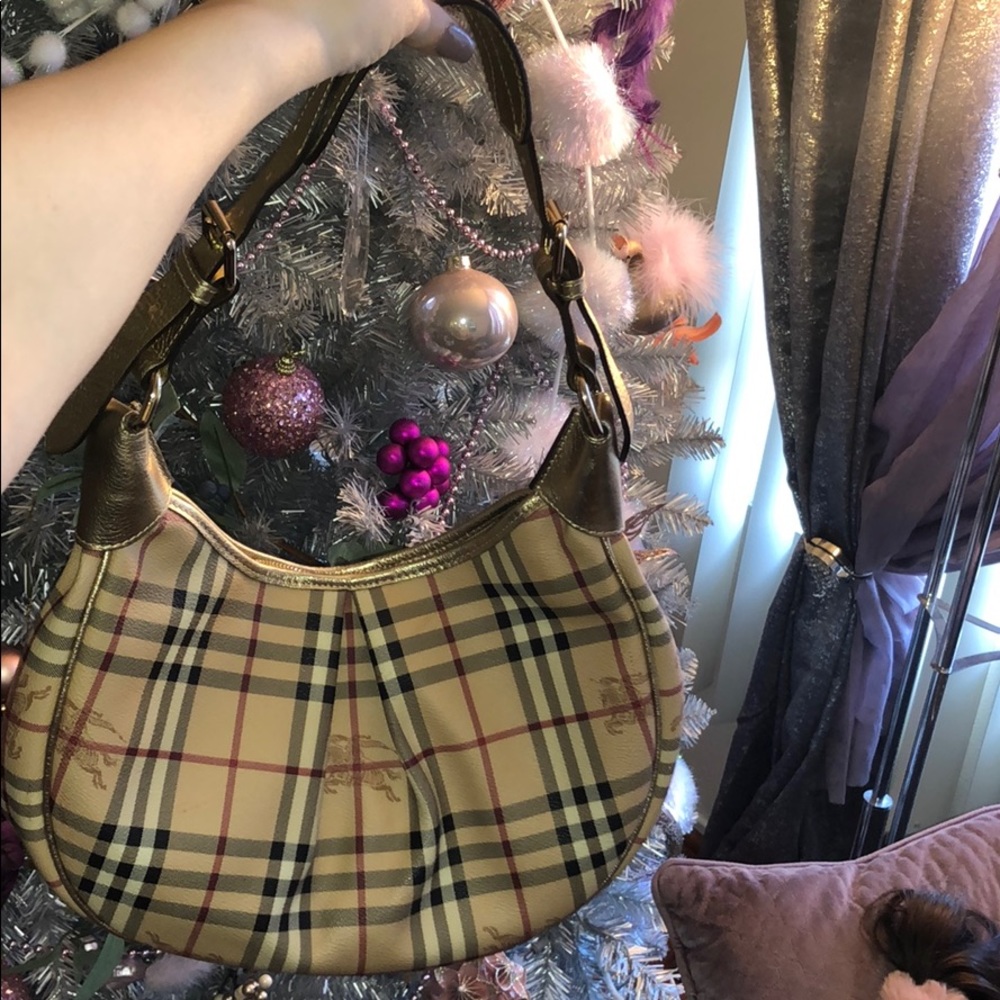 Authentic burberry haymarket shoulder bag